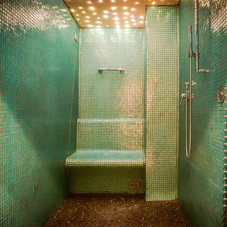 Boutique Exclusive 4* Trente