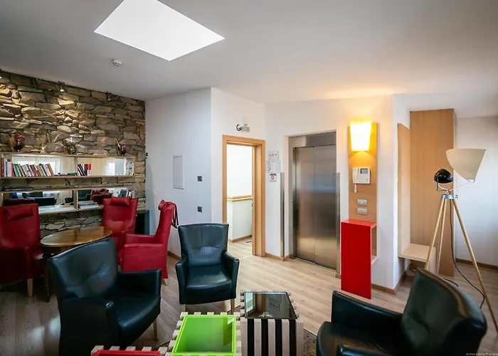 ホテル Boutique Exclusive トレント