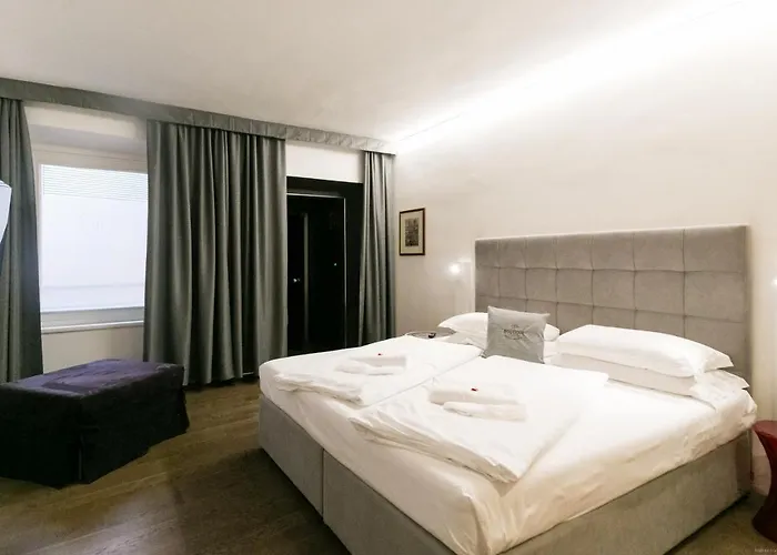 Boutique Exclusive 4* トレント